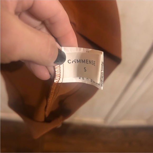 Commense Brown Mini Dress with Short Sleeves and Bow Accents - Picture 5 of 10